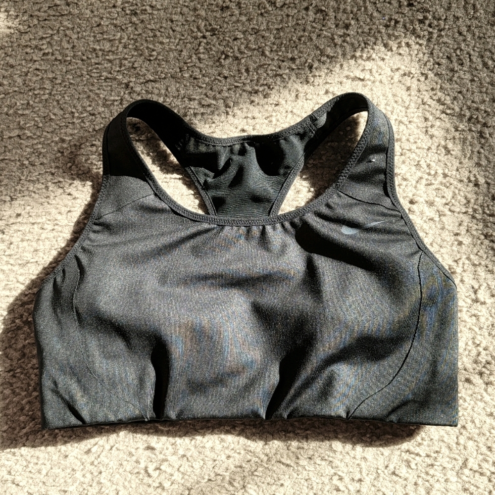 Like new Nike dri-fit high support sports bra